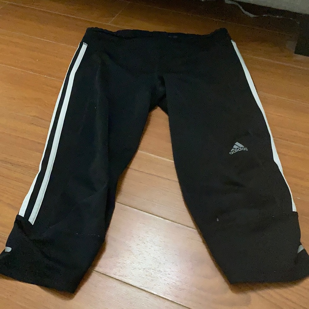 i am selling addias pants